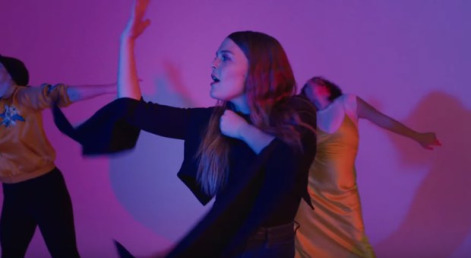 Maggie Rogers, “On + Off” 