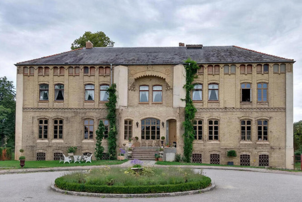 plush74-location-photo-design-castle-architecture-agency-scouting-germany-berlin-munich-hamburg (4)
