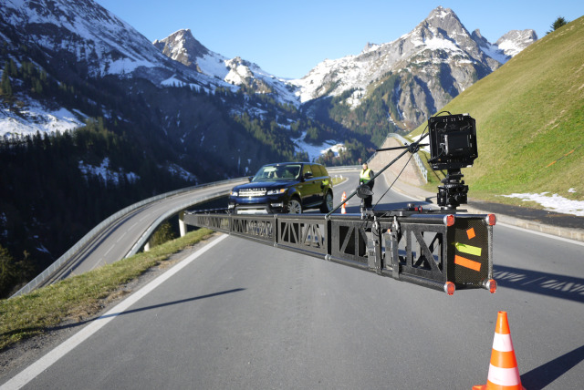  mp-production for Range Rover    Location: Austria + Switzerland gallery